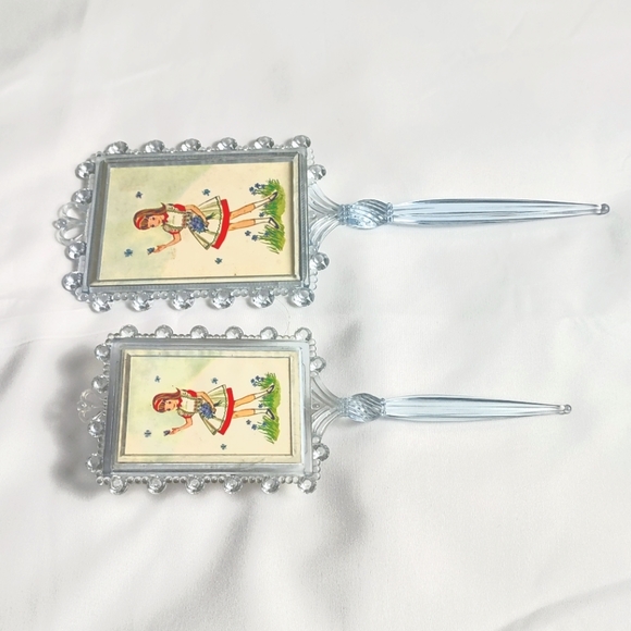 Vintage Children's Clear Blue Plastic Hand Mirror and Brush Set - Little Girl - Picture 4 of 9